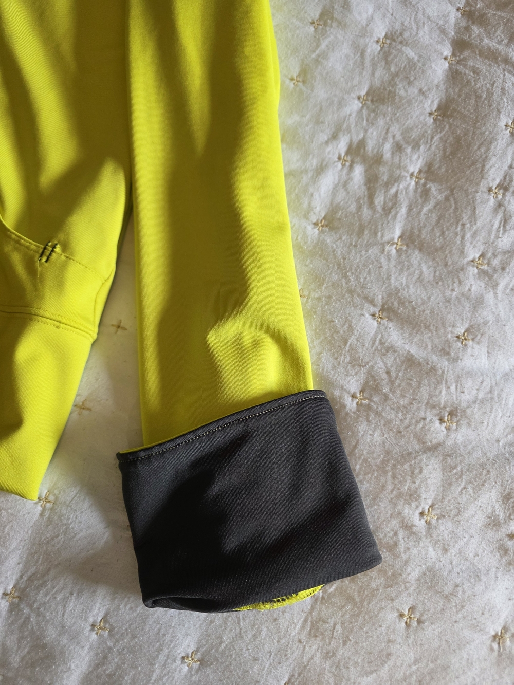 Under Armour Women's High-Visibility Yellow Full-Zip Jacket - Picture 4 of 6